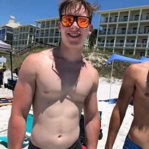 Meet your Posher, Eli